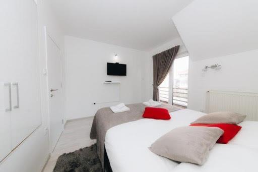 Duga apartmani Kragujevac Exteriör bild